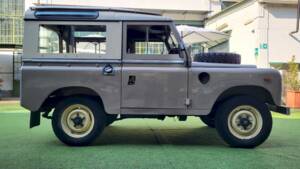 Bild 9/39 von Land Rover 88 (1981)