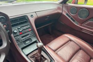 Image 16/32 of Porsche 928 S (1988)