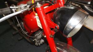 Immagine 10/35 di Moto Guzzi Falcone Turismo (1973)