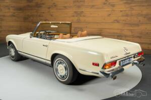 Image 16/19 de Mercedes-Benz 280 SL (1970)