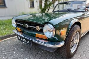 Image 11/24 de Triumph TR 6 (1973)
