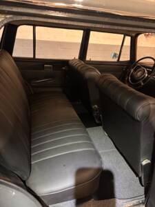 Afbeelding 8/10 van Mercedes-Benz 230 Universal (1968)