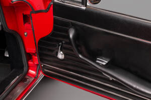 Image 16/28 of Ferrari 275 GTS (1965)