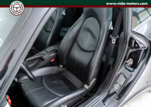 Image 29/54 of Porsche 911 Carrera 4S (2006)
