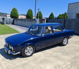 Image 3/50 of Alfa Romeo 2000 Berlina (1972)