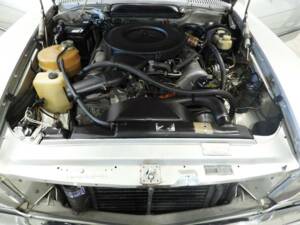 Image 11/15 of Mercedes-Benz 350 SLC (1973)