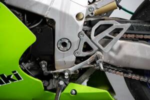 Afbeelding 29/50 van Kawasaki Ninja 750 ZX-7R (1996)