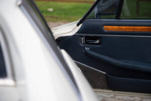 Image 20/39 of Jaguar XJS 5.3 V12 (1989)
