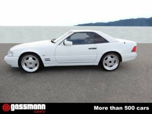 Image 5/15 of Mercedes-Benz SL 320 (1998)