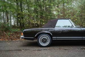 Image 10/28 of Mercedes-Benz 280 SL (1971)