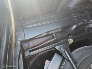 Imagen 37/50 de Mercedes-Benz 200 D (1982)