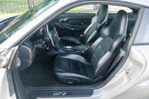 Image 26/51 of Porsche 911 GT2 (2001)