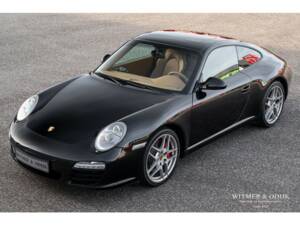 Image 13/26 of Porsche 911 Carrera (2010)