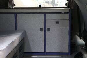 Bild 27/55 von Volkswagen T4 California Coach 1.9 TD (1994)