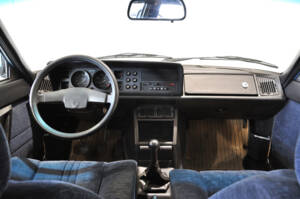 Image 25/33 of Lancia Gamma 2000 (1984)