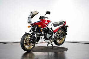 Immagine 8/50 di Honda VF 750 (1983)