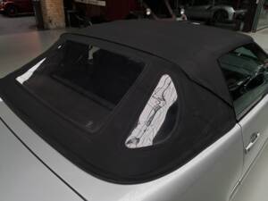 Image 33/50 of Mercedes-Benz SL 320 (1998)