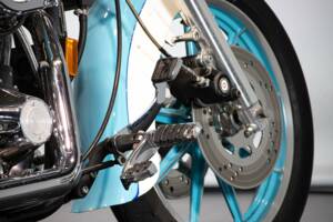 Bild 26/50 von Harley-Davidson Dyna Glide Custom (1994)