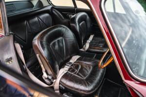 Bild 30/39 von Aston Martin DB 6 (1967)