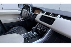 Image 18/18 de Land Rover Range Rover Sport V6 (2016)