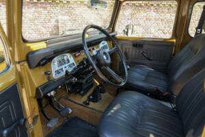 Image 36/50 de Toyota Land Cruiser BJ 40 (1979)