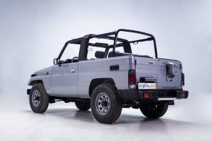Image 14/27 de Toyota Land Cruiser BJ73 (1991)