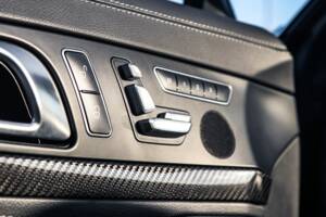 Image 30/33 de Mercedes-Benz SL 63 AMG (2012)