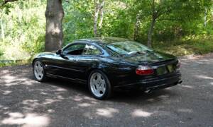 Image 3/50 of Jaguar XKR (1998)