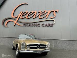 Imagen 1/12 de Mercedes-Benz 230 SL (1963)