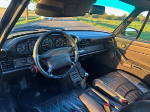 Bild 2/13 von Porsche 911 Carrera 4S (1997)