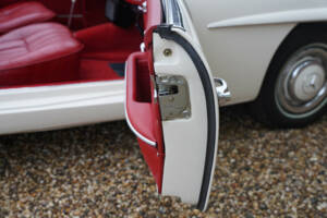 Bild 30/50 von Mercedes-Benz 190 SL (1960)
