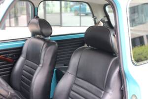 Immagine 13/34 di Mini Cooper 1.3i MPI (1997)