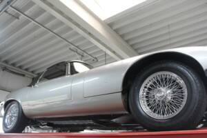 Afbeelding 11/50 van Jaguar E-Type V12 (1973)