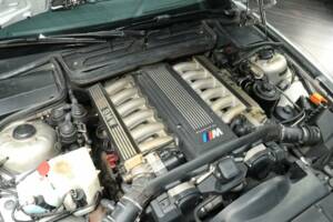 Bild 28/30 von BMW 850CSi (1993)