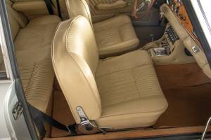 Image 39/48 of ISO Rivolta 300 (1966)