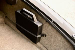 Image 19/50 of Jaguar XJ 12 (1988)