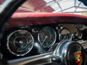 Image 18/24 of Porsche 356 B 1600 (1961)