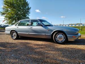 Immagine 14/21 di Jaguar XJ 6 4.0 Sovereign (1996)