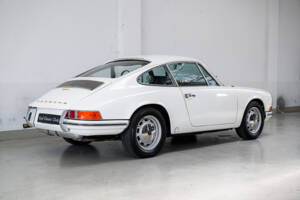 Immagine 25/31 di Porsche 911 2.0 T (1969)