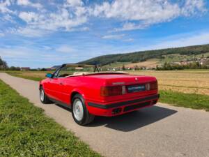 Image 2/29 of Maserati Spyder (1992)