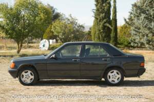 Image 8/41 of Mercedes-Benz 190 E 2.6 (1987)