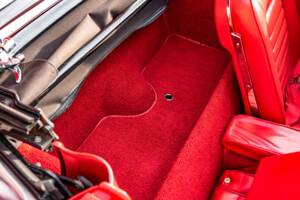 Image 44/64 of Chevrolet Corvette Sting Ray Convertible (1964)