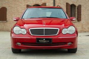 Immagine 3/50 di Mercedes-Benz C 220 CDI T (2003)