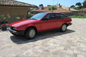 Bild 3/31 von Alfa Romeo GTV 2.0 (1982)