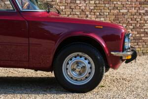 Image 33/50 of Alfa Romeo Giulia Nuova Super 1300 (1975)