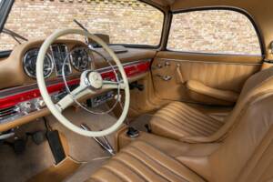 Image 33/50 of Mercedes-Benz 300 SL Roadster (1957)