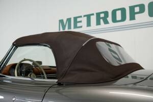 Immagine 14/48 di Mercedes-Benz 300 SL Roadster (1959)