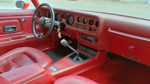 Bild 16/18 von Pontiac Firebird Esprit (1975)