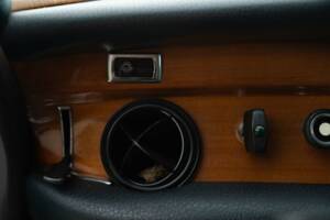 Image 39/50 of Mercedes-Benz 300 SEL 3.5 (1973)