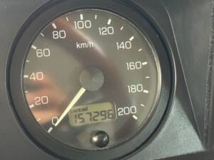 Bild 34/61 von Land Rover Defender 90 Td5 (2000)